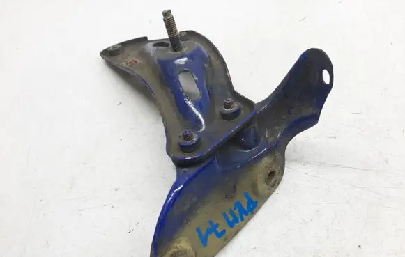 Skoda Octavia Mk2 (1Z) Fender mounting bracket 1Z0821141