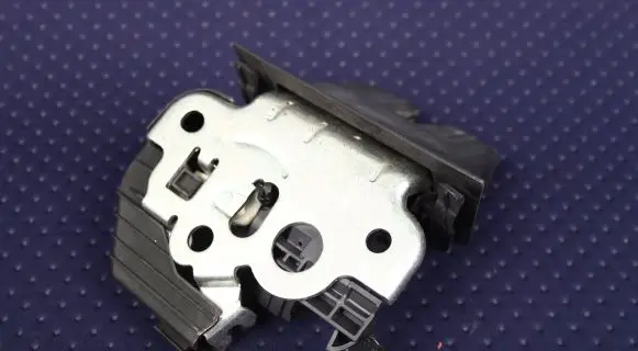 Audi A6 S6 C7 4G Tailgate/trunk/boot lock/catch/latch 8K9827505A