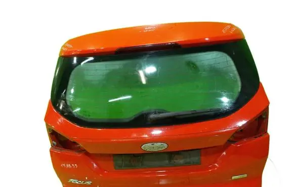 Ford Focus Tailgate/trunk/boot lid 15AB35