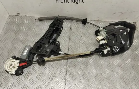 Audi A8 S8 D4 4H Front door lock 4F0837060