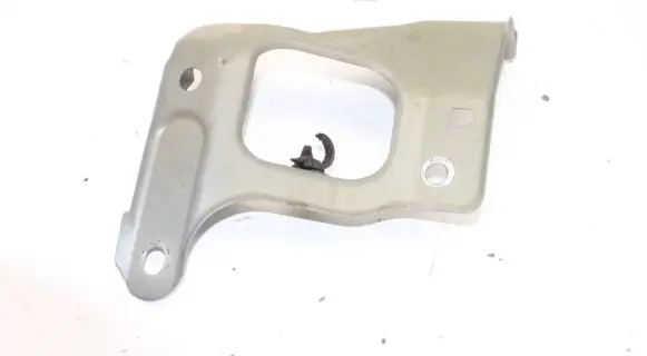 Tesla Model 3 Fender mounting bracket 108601600D