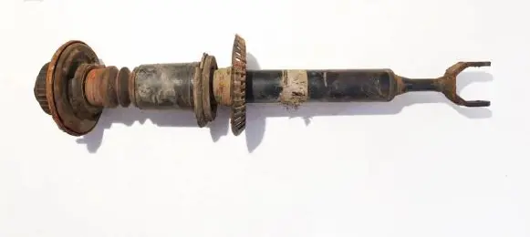 Volkswagen PASSAT B5 Front shock absorber/damper 3b0413031