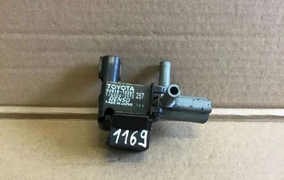 Toyota Corolla E120 E130 Turbo solenoid valve 9091012257 1362002570 257