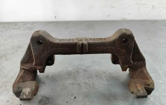 Land Rover Discovery Sport Front Brake Caliper Pad/Carrier LR061366