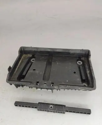 Battery tray