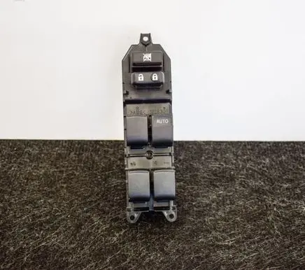 Toyota RAV 4 (XA30) Electric window control switch 9131V06