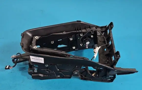 Renault Clio V Center console 969104486R IMPRK1570697