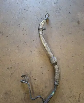 BMW 3 E46 Air conditioning (A/C) pipe/hose 6925717 E3221RM57UL