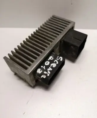 Renault Scenic III - Grand scenic III Glow plug pre-heat relay 8200558438A
