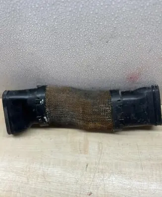 Mercedes-Benz CLS C219 Air intake hose/pipe A6420944997