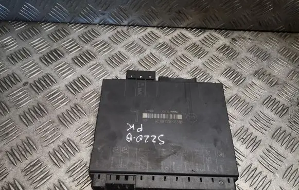 Mercedes-Benz S W220 Seat control module 2208206826 A2208206826