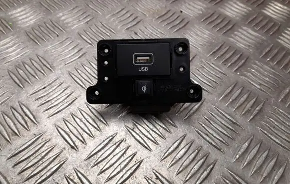 Hyundai Ioniq USB socket connector 96120G2100