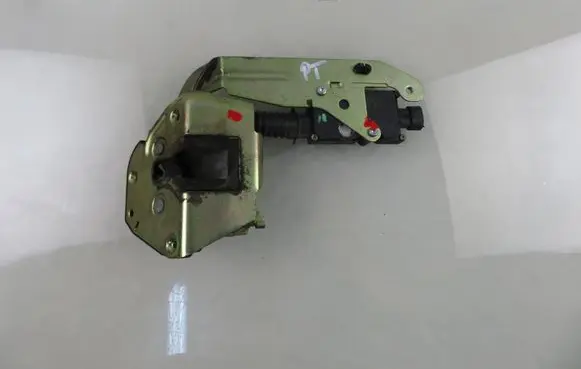 Citroen C8 Rear door lock 297105