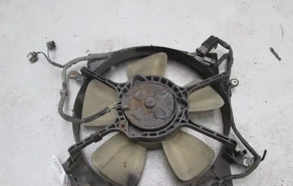 Mitsubishi Galant Electric radiator cooling fan