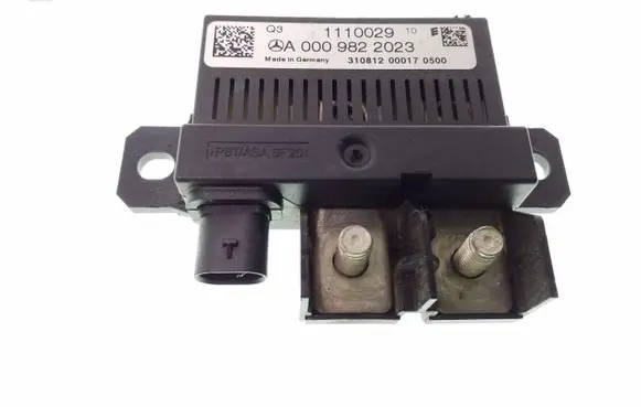 Mercedes-Benz A W176 Other relay A0009822023