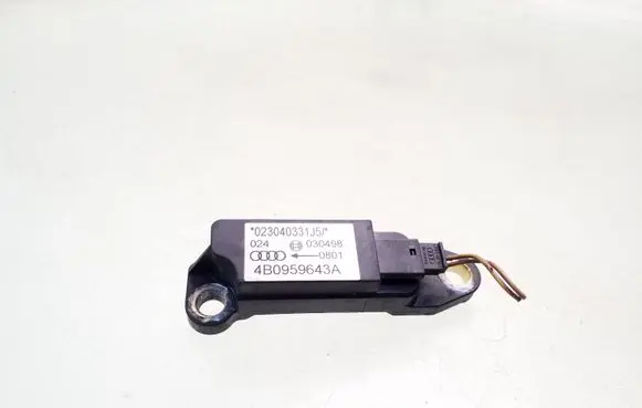Audi A6 S6 C5 4B Airbag deployment crash/impact sensor 4B0959643A