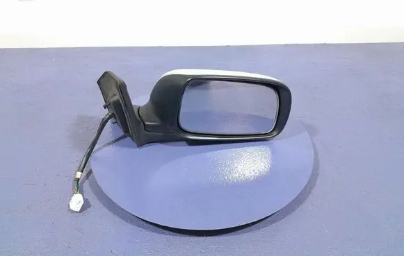 Toyota Avensis Verso Front door electric wing mirror 