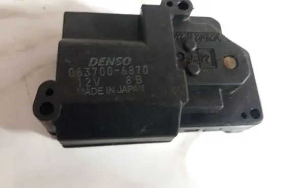 Land Rover Discovery Air flap motor/actuator 0637006870