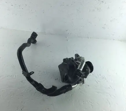 Volkswagen Golf VII EGR valve 04L131501S V29062884B DC2832001366