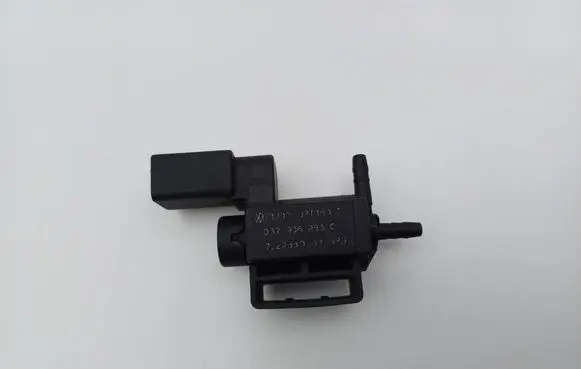 Volkswagen PASSAT B5 Turbo solenoid valve 037906283C