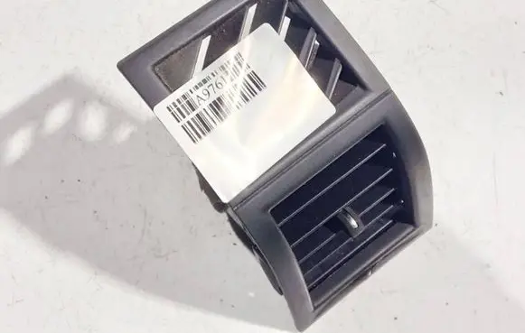 Chrysler 300 - 300C Dash center air vent grill 1087532rh03