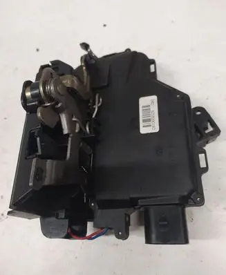Audi A2 Rear door lock 8Z0839016D