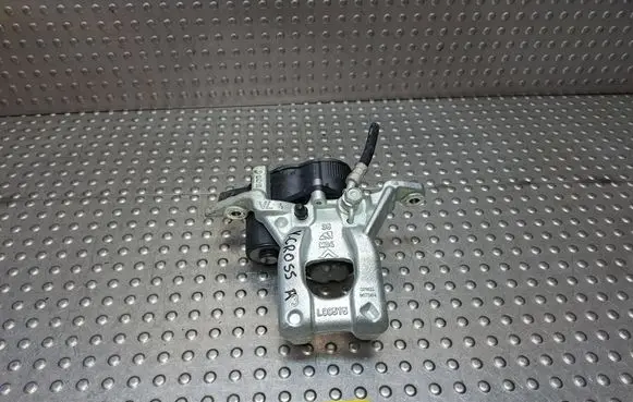 Toyota Yaris Cross Rear brake caliper S27730894 463100D020