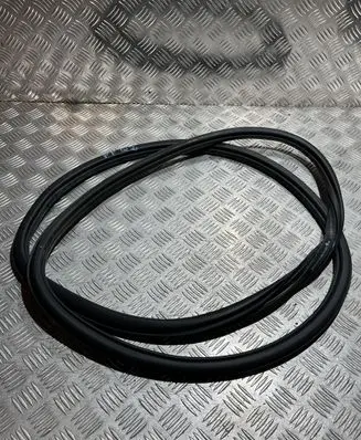 Audi Q2 - Front door rubber seal VW27864