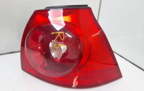 Volkswagen Golf V Rear/tail lights