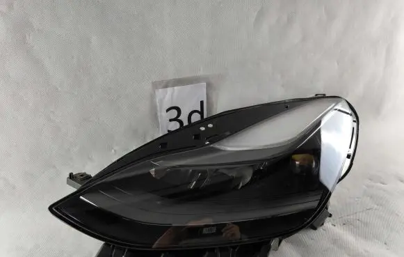 Tesla Model 3 Headlight/headlamp 1514952-00-C