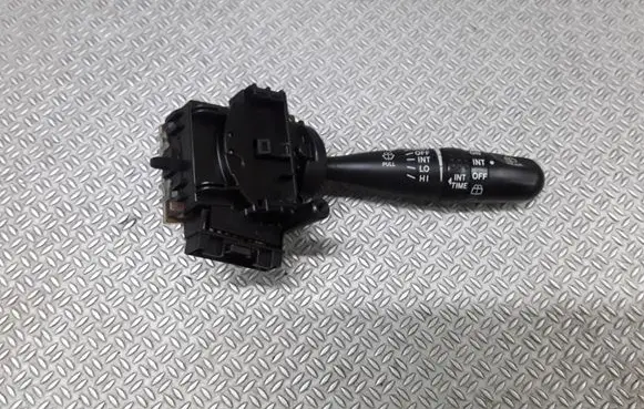 Toyota Corolla E120 E130 Wiper control stalk 173647