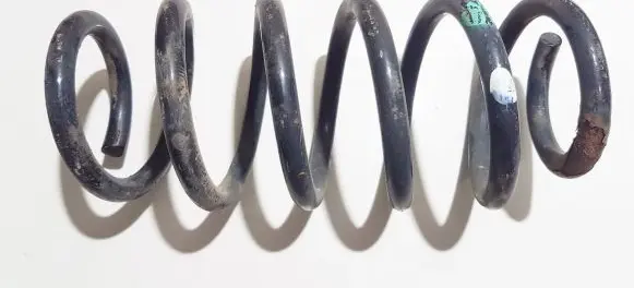 Toyota Avensis T270 Rear coil spring