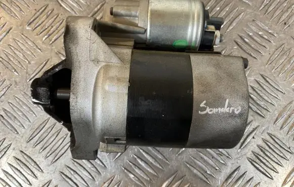 Dacia Sandero Starter motor 8200369521G 22K30541AG