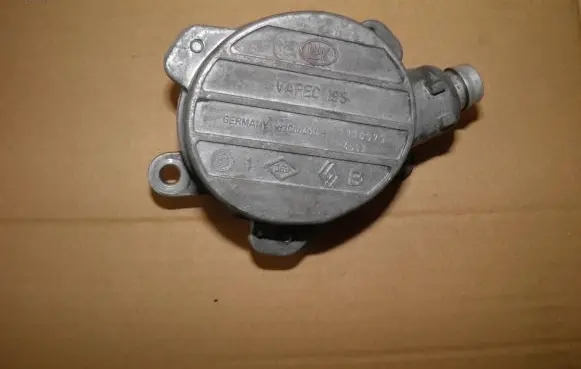Opel Movano A Vacuum pump 8200640105