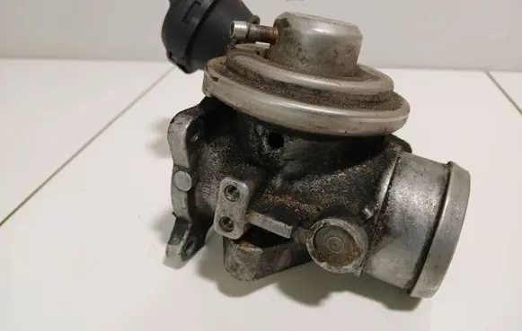 Audi A2 EGR valve 045131501D 052300065