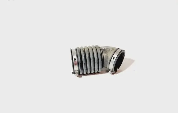 Ford Focus Air intake hose/pipe 1068175S02