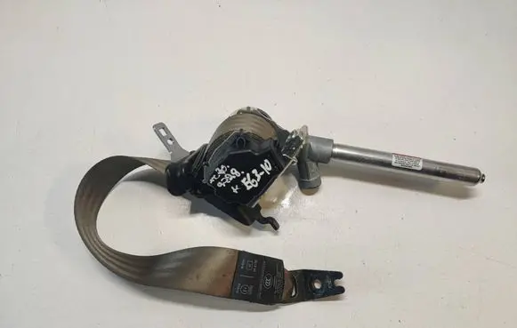 Volvo XC70 Rear seatbelt 39859394
