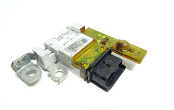 Peugeot 308 Fuse module 28236841 01280808 28150487