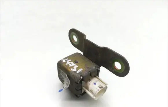 Hyundai Santa Fe Airbag deployment crash/impact sensor 38930-65J00