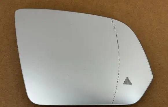 Mercedes-Benz V Class W447 Wing mirror glass A4478110533