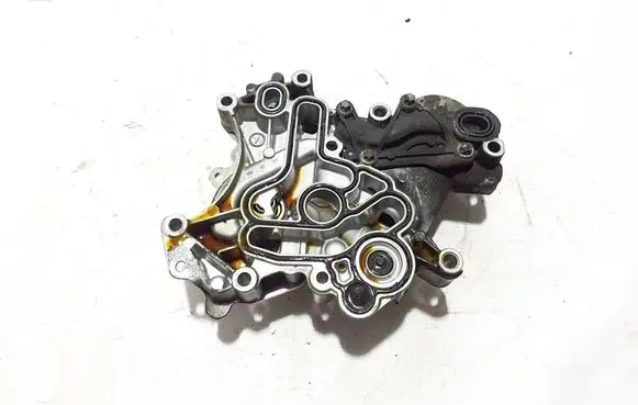 Mercedes-Benz S W223 Oil filter mounting bracket A2561801500