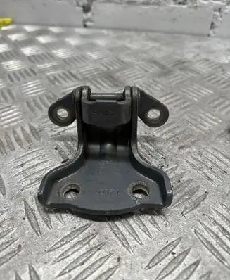 Rear door upper hinge
