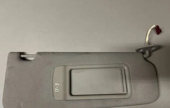 BMW 3 E90 E91 Sun visor 064368
