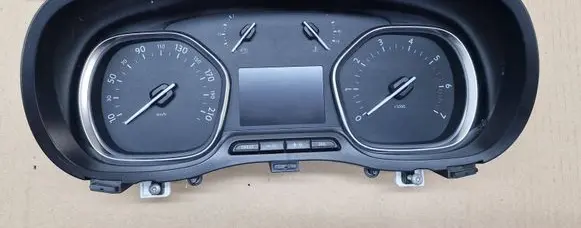 Peugeot Expert Speedometer (instrument cluster) 9823960780