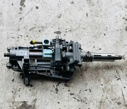Mercedes-Benz CLS C218 X218 Steering wheel axle A2184601416