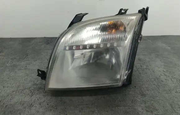 Ford Fusion Headlight/headlamp 246897-00L