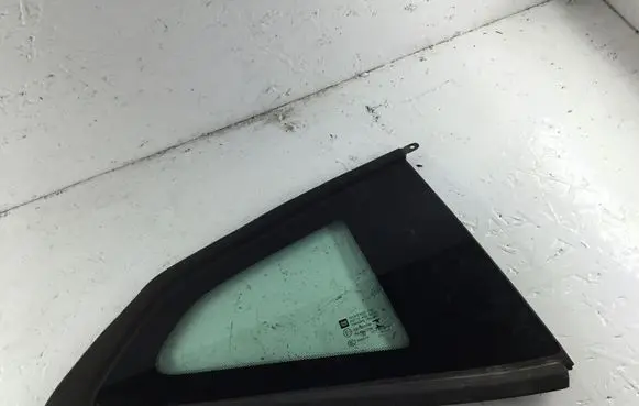 Chevrolet Camaro Rear side window 84155006