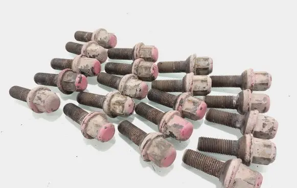 Volkswagen II LT Nuts/bolts 