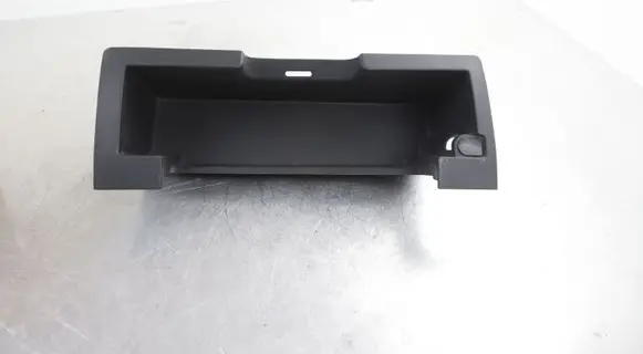 Dodge RAM 1500 DS Glove box 1RF251DVAA