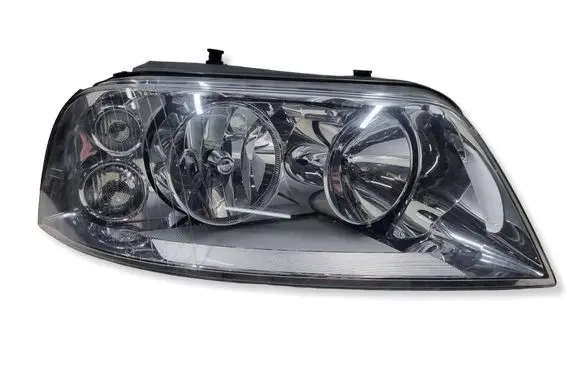 Volkswagen Sharan Headlight/headlamp 0301182602 030118260200